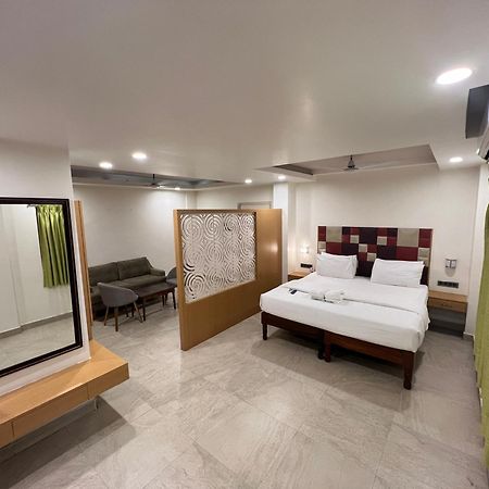 Diviyum Manor Hotel Port Blair Exterior foto