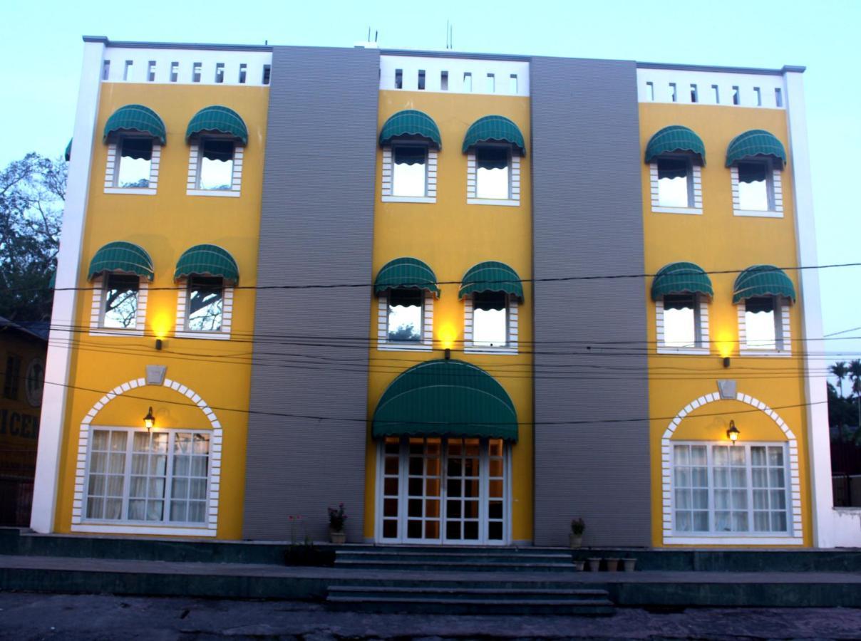 Diviyum Manor Hotel Port Blair Exterior foto