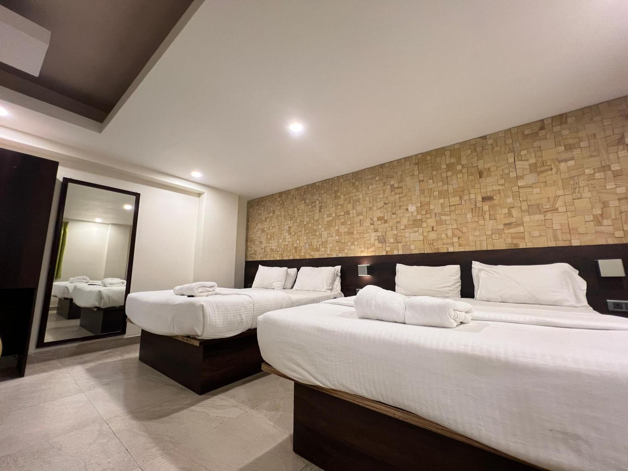 Diviyum Manor Hotel Port Blair Exterior foto